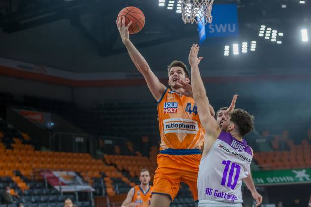 级艺术家 级艺术家