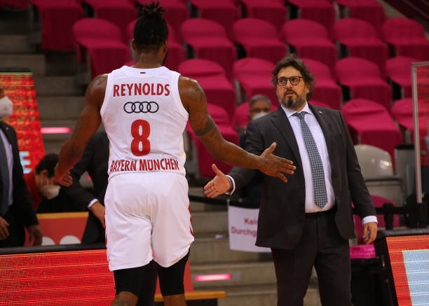 的双重考验 的双重考验