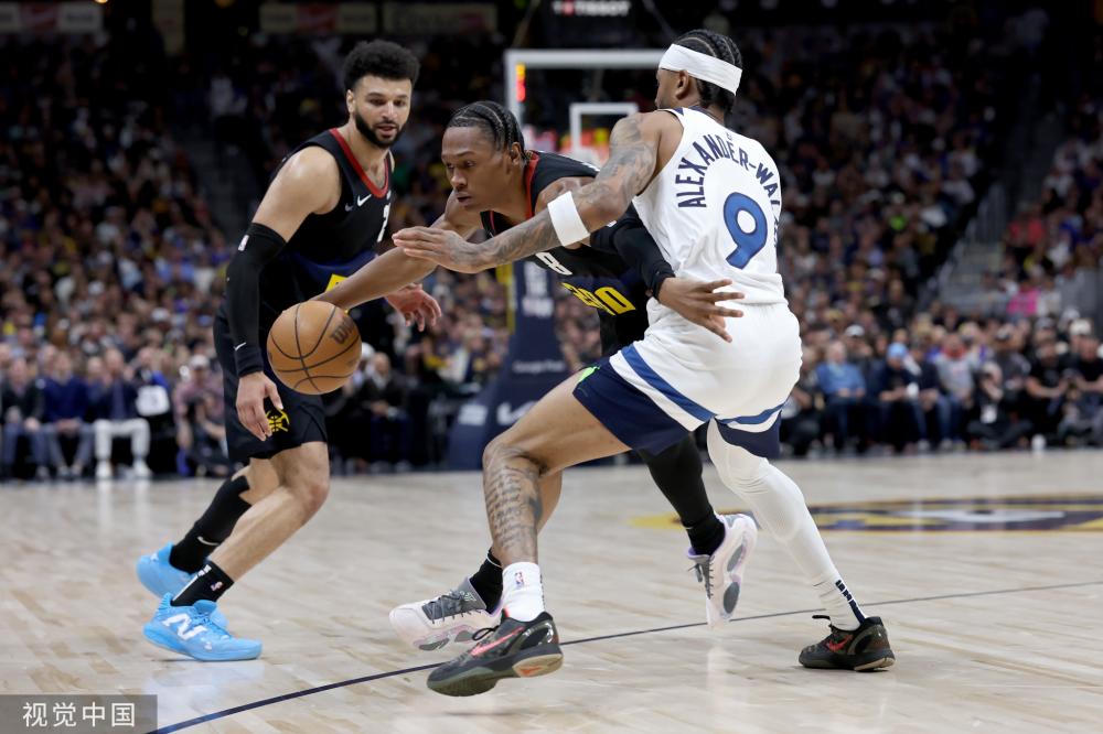 表现出对美 表现出对美